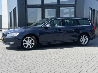 Volvo V70 T4 Nordic+ Leer | Verwarmbare stoelen | nwe distributie