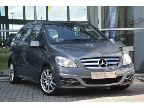 Mercedes-Benz B-klasse B200 Automaat | Airco | Cruise | Trekhaak | PDC | Stoelverw. | LMV | 2 Sleute