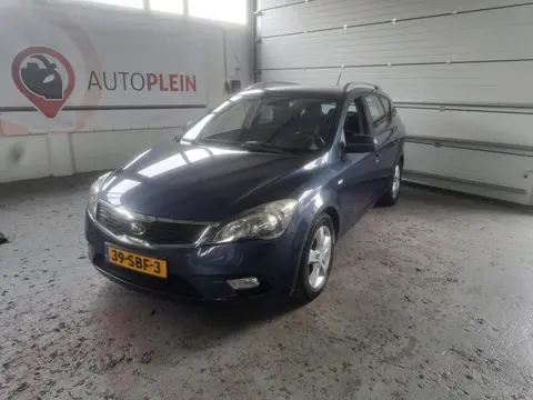 Kia Cee'd Sporty Wagon 1.4 CVVT Navigator Plus Pack