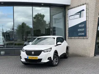 Peugeot 2008 1.2*130PK*AUTOM*NAVI*ECC*HAAK*CRUISE*CARPLAY*