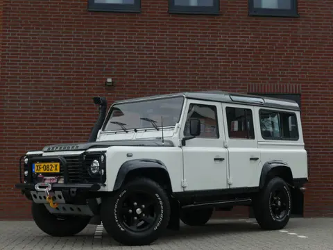 Land Rover Defender 2.5 TD5 110 DC E (bj 2005)