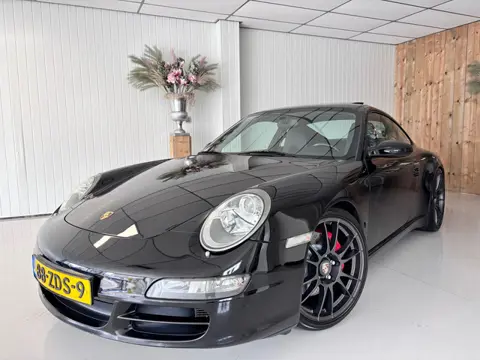Porsche 911 3.8 Carrera S, handgeschakeld, motorrevisie gehad, coupe etc...