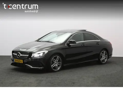 Mercedes-Benz CLA-Klasse 180 Automaat 123 PK AMG-Line Business Solution, Panoramadak, Stoelverwarmin