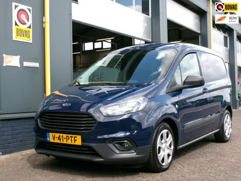 Ford TRANSIT COURIER 1.0/100 pk Limited Benzine 6-bak