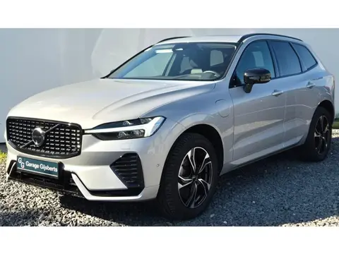 Volvo XC60 2.0 T6 PheV hybrid AWD Plus Dark Trekhaak -  360 Camera - 19” Wielen - Panoramadak - Ligh