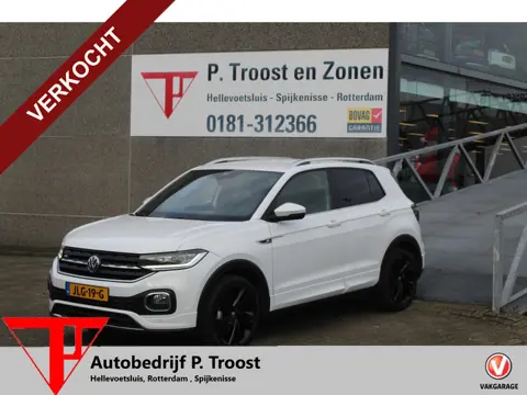 Volkswagen T-Cross 1.0 TSI R-Line Automaat/Navigatie/Apple carplay/Achteruitrijcamera/Virtueel dashb