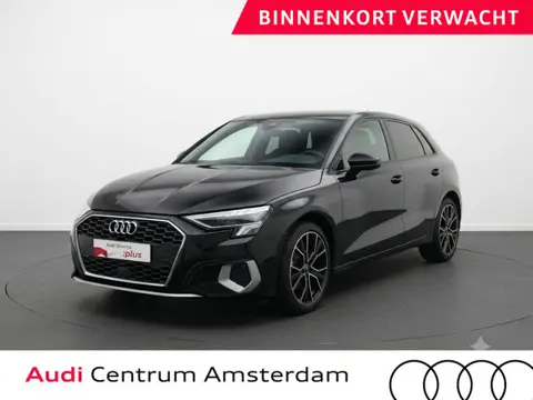 Audi A3 Sportback 30 TFSI Advanced edition 110pk | Parkeercamera | Navigatie via App | 18 inch Licht