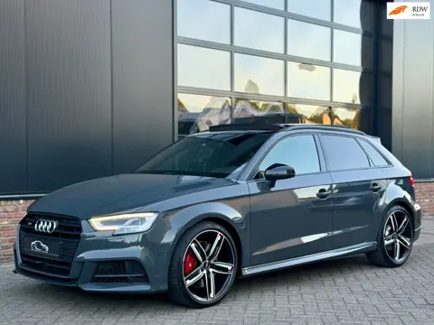 Audi A3 Sportback 2.0 TFSI S3 quattro RSseats/Pano/Carplay/Led