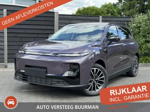 Leapmotor B10 Design Hybrid EV 18.8 kWh 218PK Automaat Navigatie, Camera 360, Lichtmetalen velgen, E