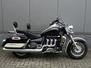 Triumph ROCKET III TOURING (bj 2008)