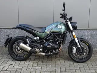 Benelli LEONCINO 500 (bj 2022)