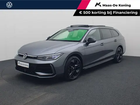Volkswagen Passat Variant 1.5eHybrid 200kW/272PK R-Line Edition · Panoramadak · Trekhaak · Apple/And