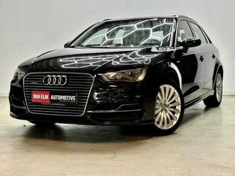 Audi A3 Sportback 1.4 e-tron PHEV Sport bijzonder mooi veel aan vernieuwd