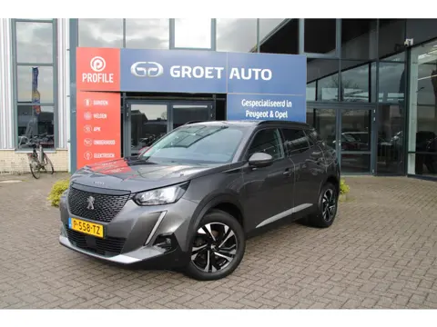Peugeot 2008 1.2 PureTech Allure Airco Navi Camera Carplay Trekhaak Nieuwstaat