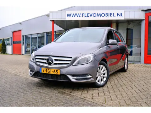 Mercedes-Benz B-klasse 180 Ambition Aut. Bi-Xenon|Navi|LMV|PDC