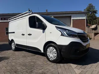 Renault Trafic 2.0 dCi 120 T29 L1 2x schuifdeur navi euro 6 airco cruise imperiaal