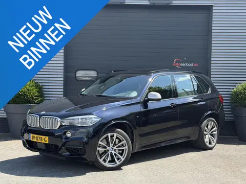 BMW X5 M50d | Panoramadak | 360* Camera | TV Schermen | Harmon Kardon | Elektrischte Trekhaak |