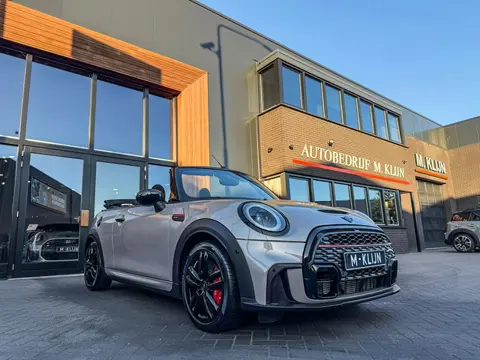 MINI Cabrio 2.0 John Cooper Works JCW Pack 231pk Manual Rooftopgrey/Camera/Uniek