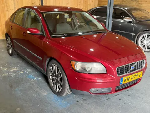 Volvo S40 2.4 Kinetic 5-Cilinder 2004 Handgeschakeld Nieuwe APK