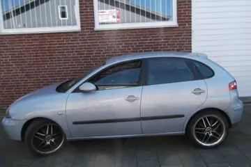 Seat Ibiza 6L 5drs 1.4 16V 2004 Onderdelen en Plaatwerk