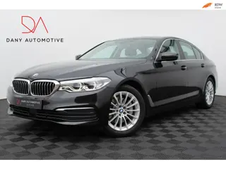 BMW 5-serie 530i High Executive 1Jaar Garantie AUT I ADAPTIVE CRUISE I CAM I NAVI I LIJN ASSIST I LE