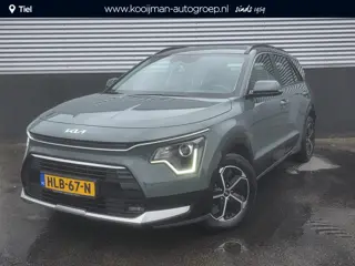 Kia Niro 1.6 GDi Hybrid DynamicLine Navigatie, Smart Key, Parkeersensoren voor + achter, Achteruitri