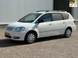 Toyota Avensis Verso 2.0 VVT-i Linea Luna VAN
