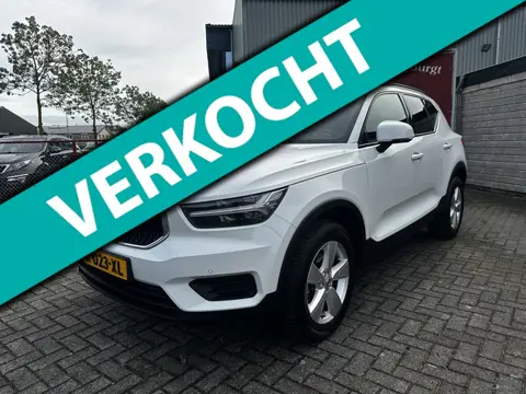 Volvo XC40 1.5 T2 Momentum Core | Navigatie | Carplay | Winter Pakket