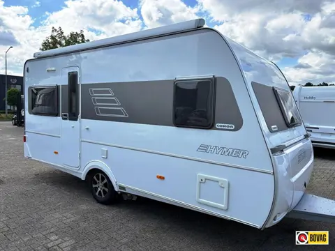 Eriba Sporting Conga 465 met mover en luifel