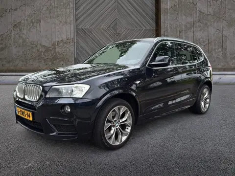 BMW X3 xDrive35d HE M Sport MOTOR SCHADE (bj 2013)