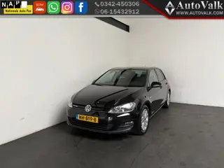 Volkswagen Golf 1.0 TSI Connected Series. Trekhaak!