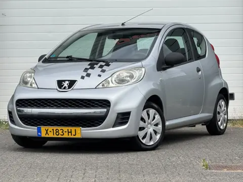 Peugeot 107 1.0-12V XR | Nieuwe APK | (bj 2011)