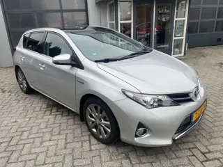 Toyota Auris 1.8 Hybrid Lease (bj 2015, automaat)