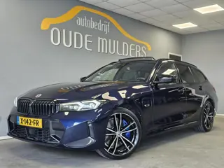 BMW 3-serie Touring 330e xDrive M-Sport 50 Jahre | Head-up | Harman Kardon | Trekhaak |