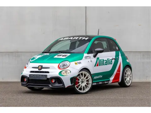 Abarth 595 Competizione 1.4 T-Jet 201 PK | Carbon Sabelt Kuipstoelen | One of a kind ! | Nieuwstaat 