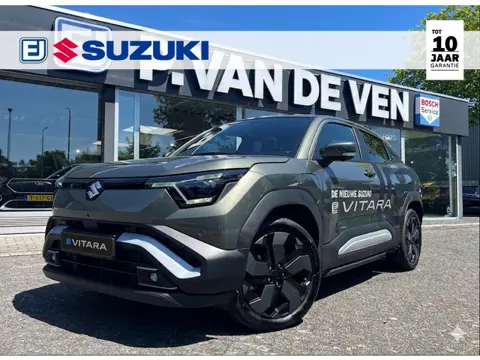 Suzuki e Vitara Style 61 kWh | Meerdere kleuren beschikbaar | €2.000,- voordeel | 360-Camera | INFIN