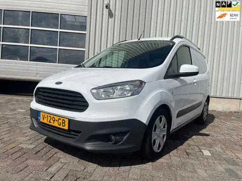 Ford Transit Courier 1.5 TDCI Trend SCHADEAUTO!