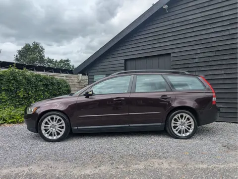 Volvo V50 2.4i Summum (bj 2004)
