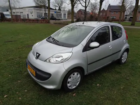 PEUGEOT 107 9-2-2027  a p k 