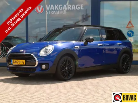MINI Clubman 1.5 Cooper Chili, Automaat / Apple Carplay / Schuifdak / Stoelverwarming / Keyless / LE