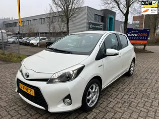 Toyota Yaris 1.5 Full Hybrid Dynamic - CAMERA - LED - KEYLESS !