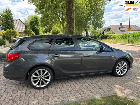 Opel Astra Sports Tourer 1.4 Turbo Sport
