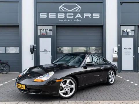 Porsche 911 3.4 Coupé Carrera / TECHNISCH PERFECT / ORIGINEEL NL / SCHUIFDAK / PORSCHE CLASSIS COMMU