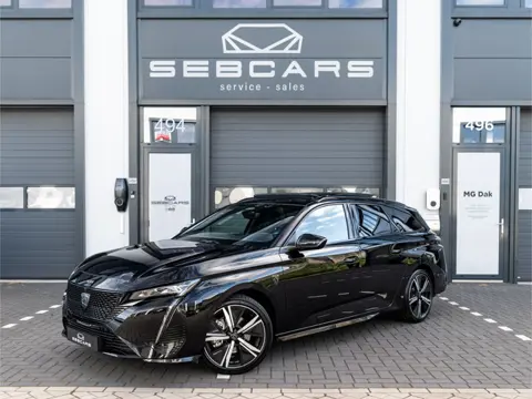 Peugeot 308 SW 1.2 PureTech GT Pack Business / PANODAK / TREKHAAK / APPLE CARPLAY