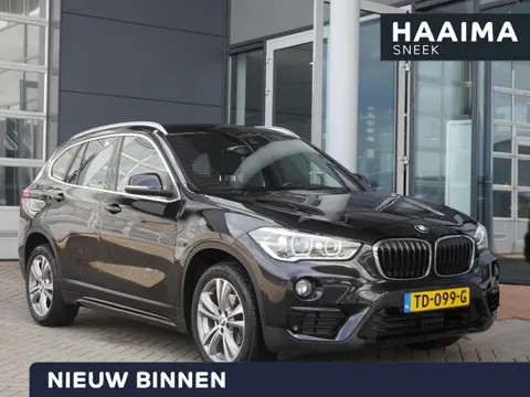 BMW X1 sDrive18i Executive | Automaat | Trekhaak | Camera | Lederen bekleding | Parkeersensoren | Na