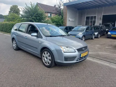 Ford Focus Wagon 1.6-16V Trend met Goede APK, Recente Distributie etc.