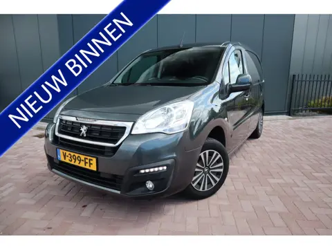 Peugeot Partner 120 1.6 BlueHDi 75 L1 Première Airco Navigatie Camera Pdc  Rechter schuifdeur