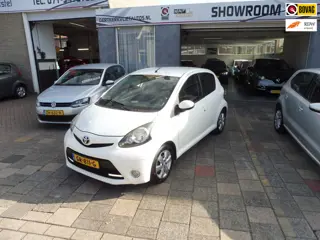Toyota Aygo 1.0 VVT-i Dynamic Blue