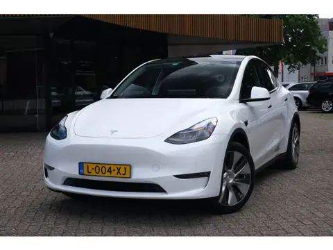 Tesla Model Y Long Range AWD 75 kWh|Rijklaar!|SoH91%|FSD3|Pano|Trekhaak|Warmtepomp|INCL.BTW