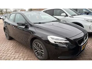 Volvo V40 2.0 T2 Nordic+ Handbak | 119.000KM | Navigatie | Airco | LM velgen | Elek. Pakket | Inruil